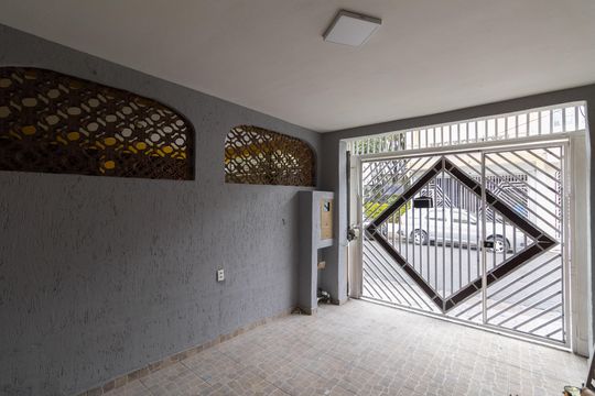 Garagem de casa de condomínio à venda com 3 quartos, 175m² em Guaianases, São Paulo