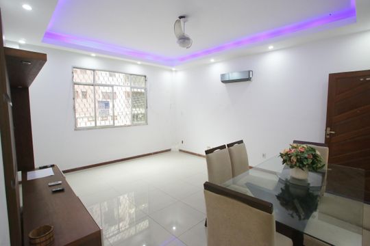 Sala de apartamento à venda com 2 quartos, 78m² em Freguesia (jacarepaguá), Rio de Janeiro