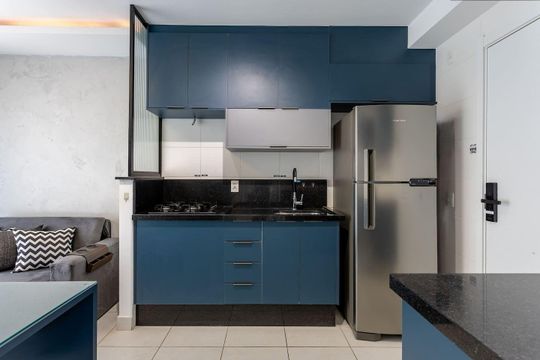 Cozinha de apartamento para alugar com 2 quartos, 34m² em Barra Funda, São Paulo