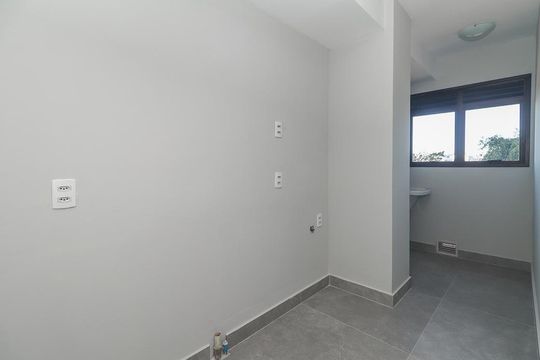 Cozinha de apartamento à venda com 3 quartos, 70m² em São Geraldo, Porto Alegre