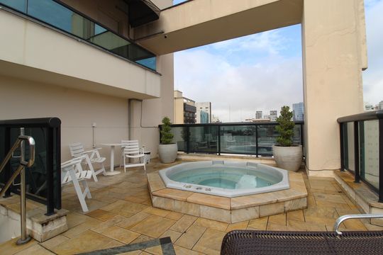 Área Comum - Piscina de apartamento à venda com 1 quarto, 34m² em Itaim Bibi, São Paulo