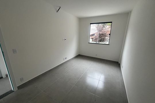 Quarto 1 de casa à venda com 2 quartos, 88m² em Praia da Bandeira, Rio de Janeiro