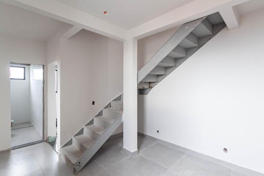 Apartamento à venda com 2 quartos, 100m² em Parque Xangri-lá, Contagem