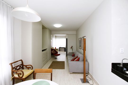Sala de kitnet/studio para alugar com 1 quarto, 54m² em Santa Lúcia, Belo Horizonte
