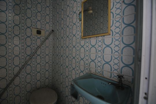 Banheiro de Serviço de apartamento para alugar com 1 quarto, 49m² em Tanque, Rio de Janeiro