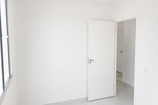 Quarto de apartamento para alugar com 2 quartos, 42m² em Guaratiba, Rio de Janeiro