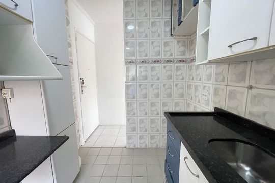 Cozinha de apartamento para alugar com 3 quartos, 55m² em Raposo Tavares, São Paulo