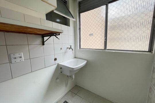 Área de serviço de apartamento para alugar com 3 quartos, 55m² em Raposo Tavares, São Paulo