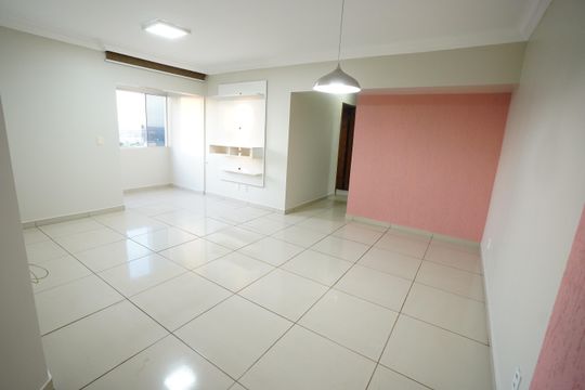 Apartamento à venda com 3 quartos, 84m² em Setor Leste Universitário, Goiânia