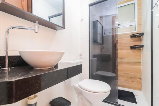 Banheiro de apartamento para alugar com 2 quartos, 44m² em Colônia (zona Leste), São Paulo