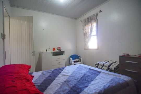 Quarto 1 de casa à venda com 2 quartos, 180m² em Scharlau, São Leopoldo