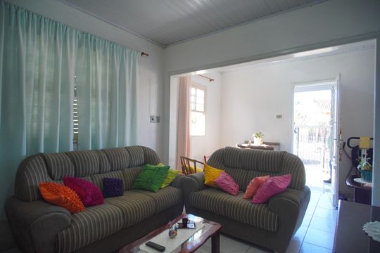 Sala de casa à venda com 2 quartos, 180m² em Scharlau, São Leopoldo