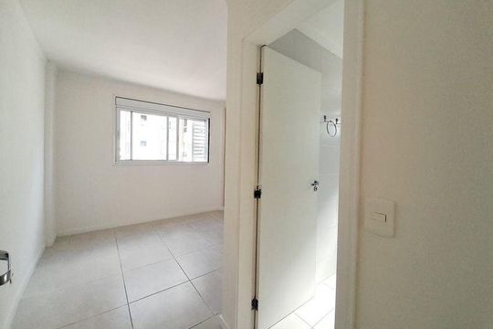 Suíte de apartamento para alugar com 3 quartos, 95m² em Pagani, Palhoça