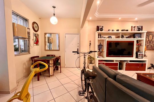 Apartamento à venda com 3 quartos, 143m² em Copacabana, Rio de Janeiro