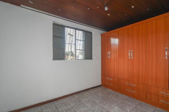 Quarto de apartamento à venda com 2 quartos, 70m² em Rubem Berta, Porto Alegre