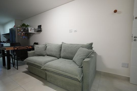 Sala de apartamento à venda com 2 quartos, 70m² em Jardim Bela Vista, Santo André