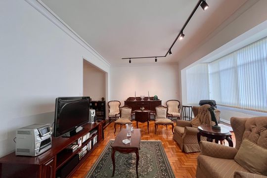 Apartamento à venda com 3 quartos, 180m² em Copacabana, Rio de Janeiro