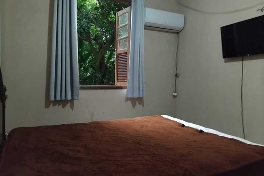 Quarto de casa para alugar com 1 quarto, 70m² em Itanhangá, Rio de Janeiro