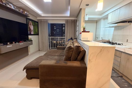 Sala de apartamento à venda com 2 quartos, 59m² em Parque Amazonia, Goiânia