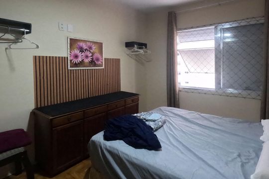 Quarto 1 de apartamento para alugar com 1 quarto, 47m² em Embaré, Santos