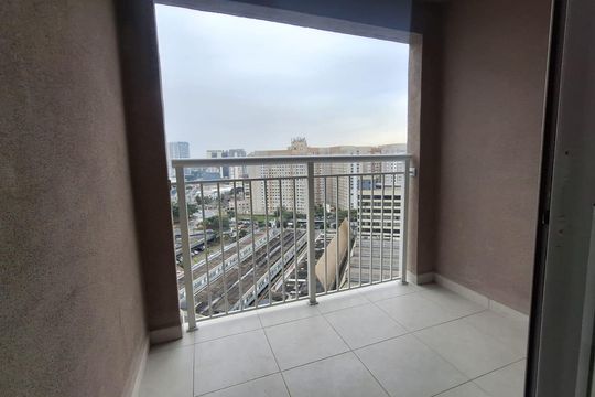 Varanda de apartamento à venda com 2 quartos, 34m² em Parque Industrial Tomas Edson, São Paulo