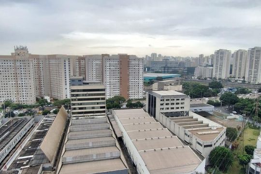Vista de apartamento à venda com 2 quartos, 34m² em Parque Industrial Tomas Edson, São Paulo