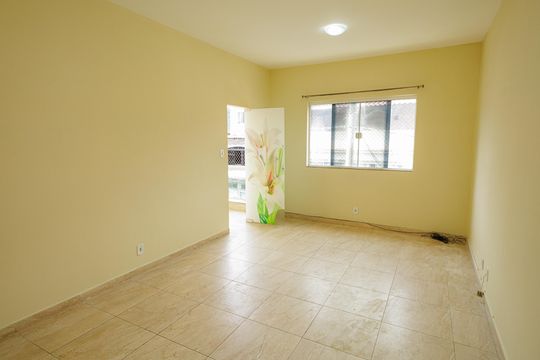Casa para alugar com 4 quartos, 70m² em Senador Vasconcelos, Rio de Janeiro