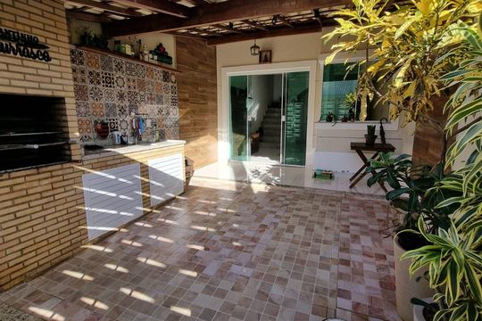 Área externa de casa à venda com 3 quartos, 130m² em Jacarepaguá, Rio de Janeiro