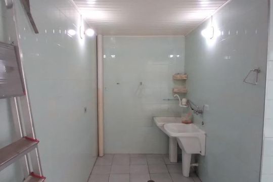 Foto 22 de casa à venda com 3 quartos, 220m² em Vila Dalva, São Paulo