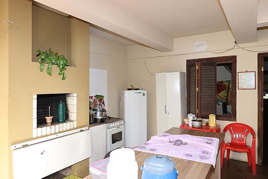 Área comum de casa à venda com 7 quartos, 300m² em Jardim Itu, Porto Alegre