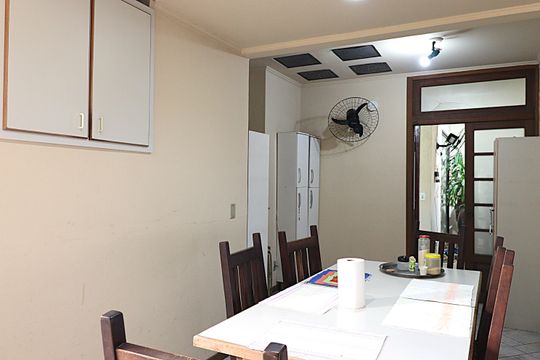 Cozinha de casa à venda com 7 quartos, 300m² em Jardim Itu, Porto Alegre