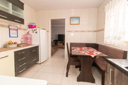 Cozinha - Armários de casa à venda com 4 quartos, 330m² em Xaxim, Curitiba
