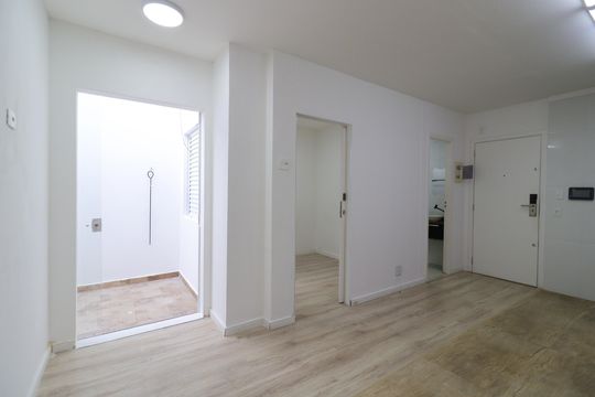 Apartamento à venda com 2 quartos, 38m² em Vila Sofia, São Paulo