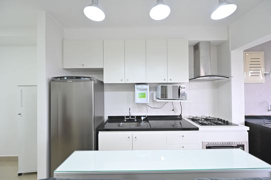 Cozinha de apartamento à venda com 1 quarto, 43m² em Vila Clementino, São Paulo