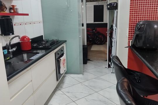 Cozinha de apartamento à venda com 2 quartos, 70m² em Vila América, Santo André