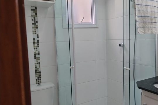 Banheiro de apartamento à venda com 2 quartos, 70m² em Vila América, Santo André