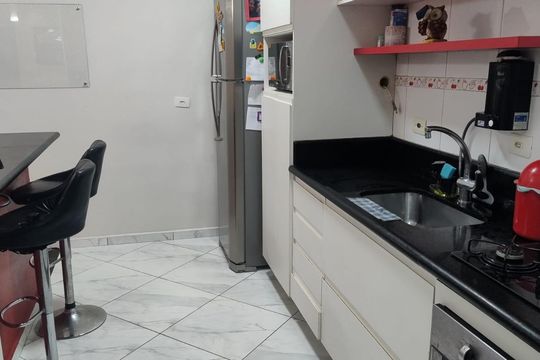 Cozinha de apartamento à venda com 2 quartos, 70m² em Vila América, Santo André