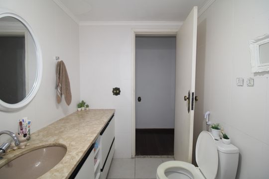 Banheiro de apartamento à venda com 3 quartos, 123m² em Santana, São Paulo