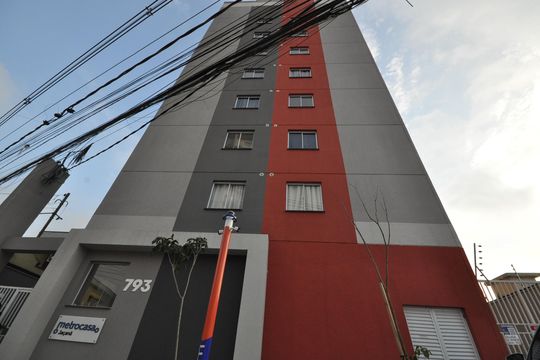 Fachada de kitnet/studio para alugar com 1 quarto, 20m² em Vila Nilo, São Paulo