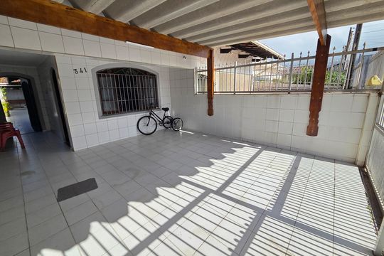 Casa para alugar com 3 quartos, 130m² em Vila Balnearia, Praia Grande