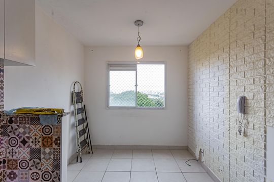 Sala e cozinha de apartamento para alugar com 2 quartos, 33m² em Sacoma, São Paulo