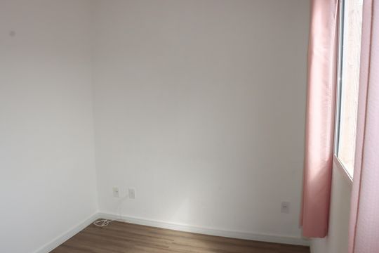Apartamento para alugar com 2 quartos, 40m² em Jardim Petropolis, Cotia