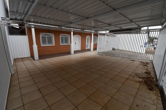 Garagem de casa à venda com 4 quartos, 335m² em Jardim Chapadão, Campinas