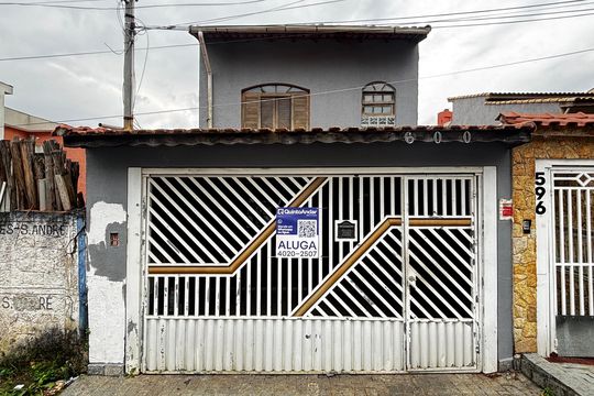 Fachada de casa para alugar com 3 quartos, 160m² em Vila Floresta, Santo André
