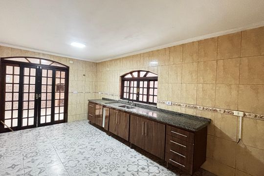 Cozinha de casa para alugar com 3 quartos, 160m² em Vila Floresta, Santo André