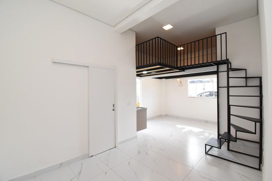 Sala do Loft de kitnet/studio à venda com 1 quarto, 45m² em Jardim das Américas, Curitiba