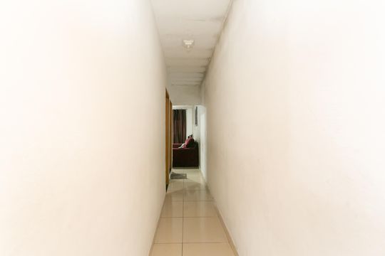 Corredor  de casa para alugar com 4 quartos, 210m² em Parque Savoi City, São Paulo