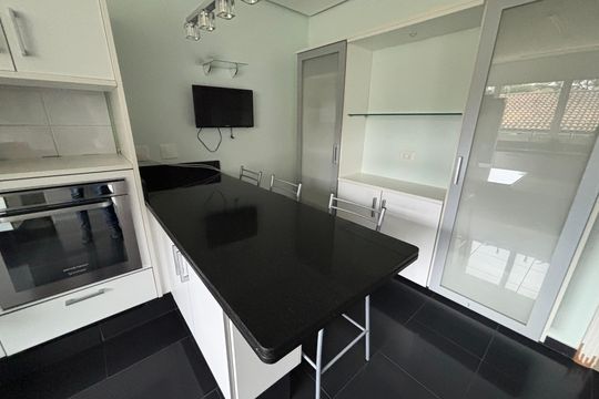 Cozinha de casa para alugar com 6 quartos, 900m² em Jardim Sao Paulo Ii, Cotia