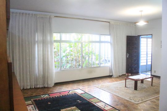 Casa para alugar com 3 quartos, 400m² em Santa Paula, São Caetano do Sul