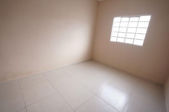 Casa à venda com 3 quartos, 100m² em Jardim Atlantico, Goiânia